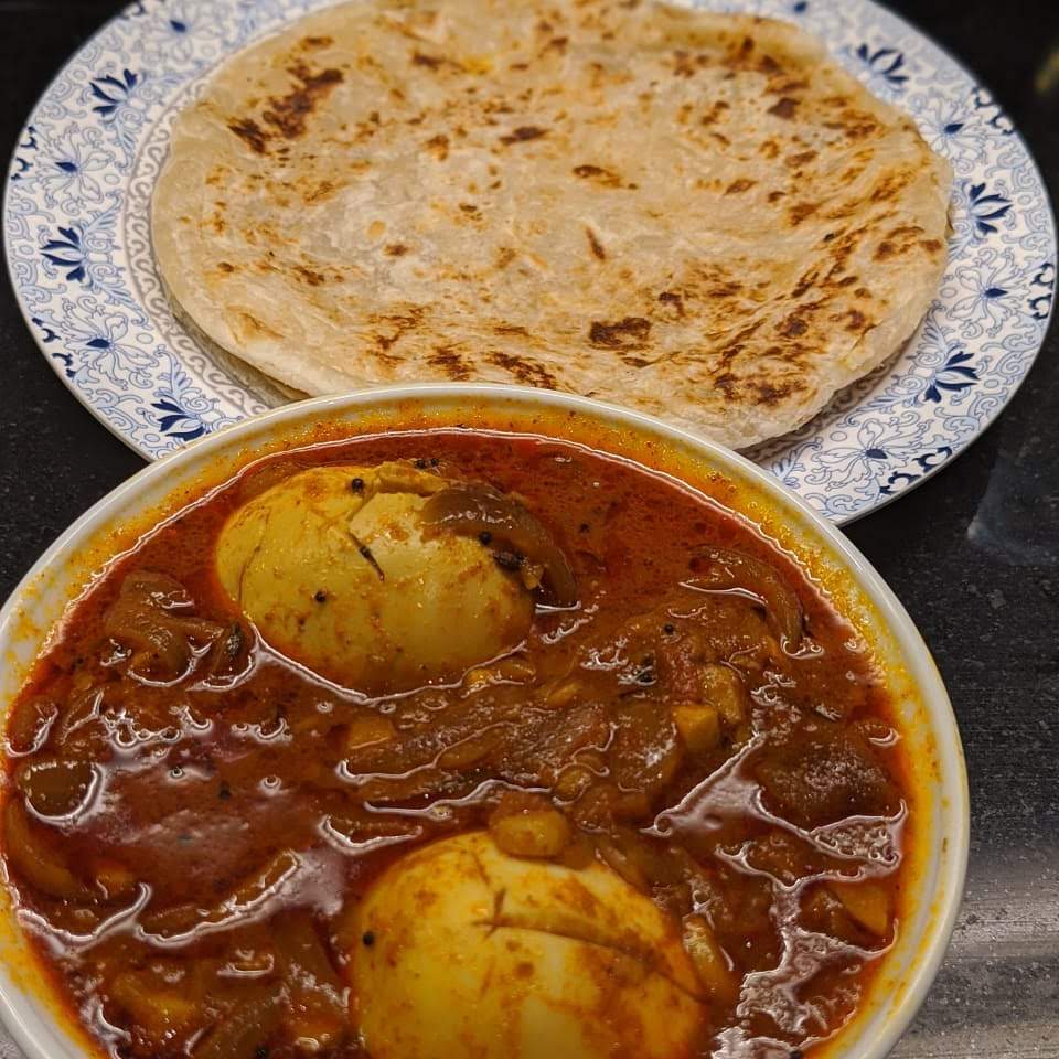 Motta Roast Egg Curry (Kerala style)