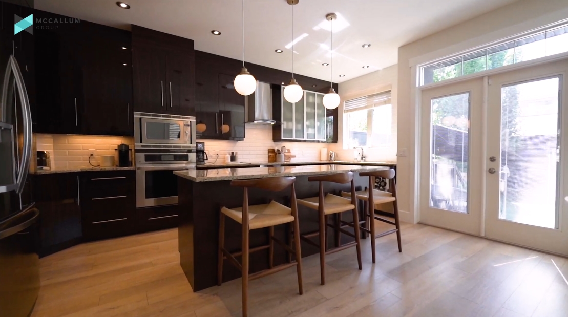 26 Interior Design Photos vs. 1903 26 Ave SW, Calgary, AB Home Tour