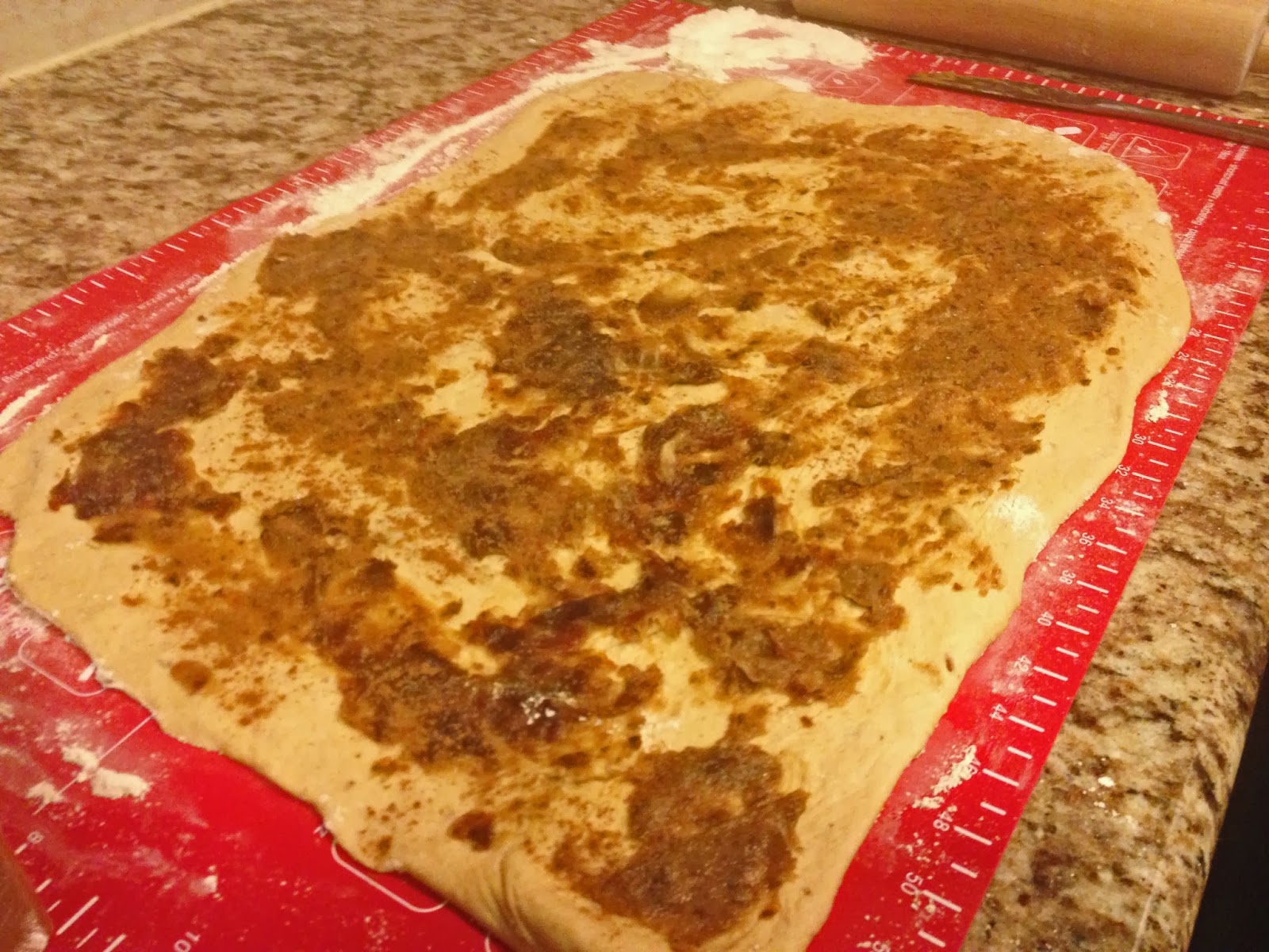 Loving Green Fluffy Cinnamon Rolls