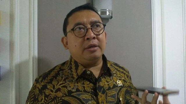 Fadli Zon Beri Rekomendasi Kriteria Jubir Jokowi Pengganti Fadjroel