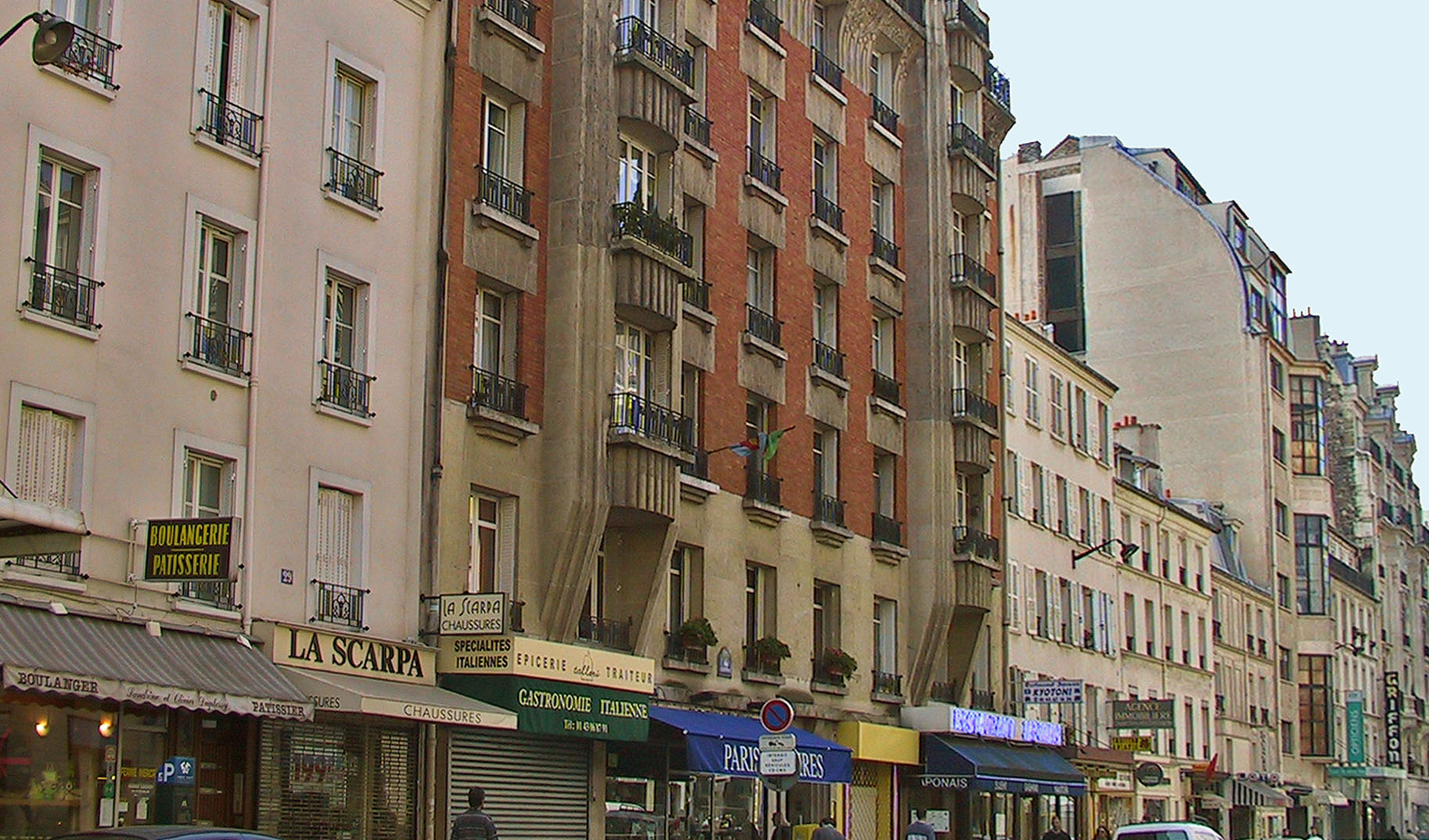 Living the life in SaintAignan La rue Lecourbe