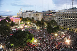 110 mil almas a Plaza de Mayo