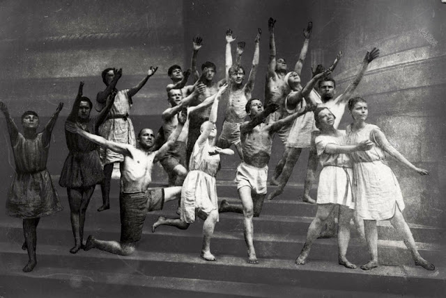 Life in Moscow, 1920s ~ vintage everyday