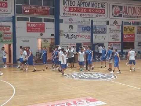 Φιλικό του Οίακα Ναυπλίου και του Α.Ο. Ερμιονίδας Φιλικό του Οίακα Ναυπλίου και του Α.Ο. Ερμιονίδας