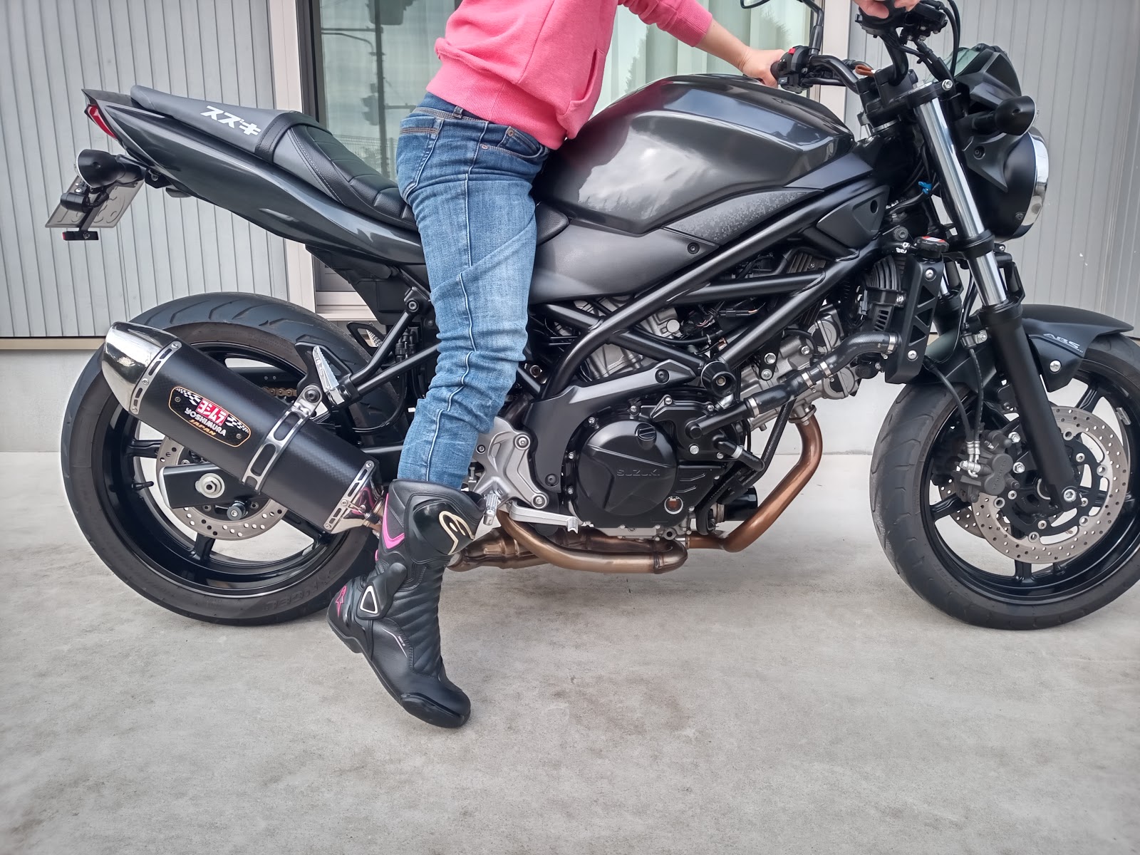 SV650ABSのシートを純正オプションのタックロールシートに交換したよ