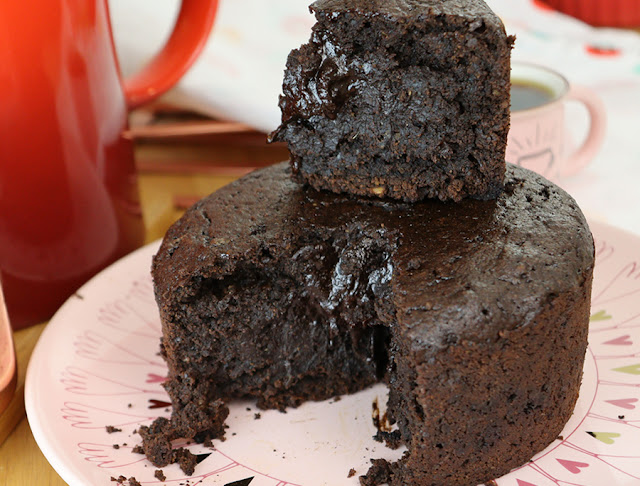 Bolo de café com chocolate com a borra de café