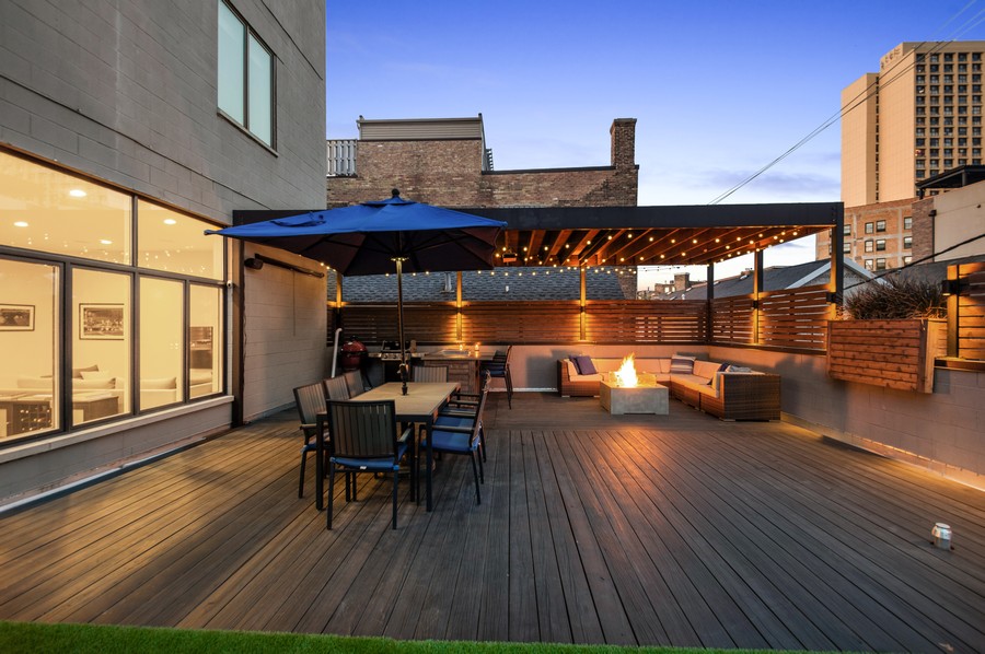 The Chicago Real Estate Local Open House! Wicker Park, Noble Square