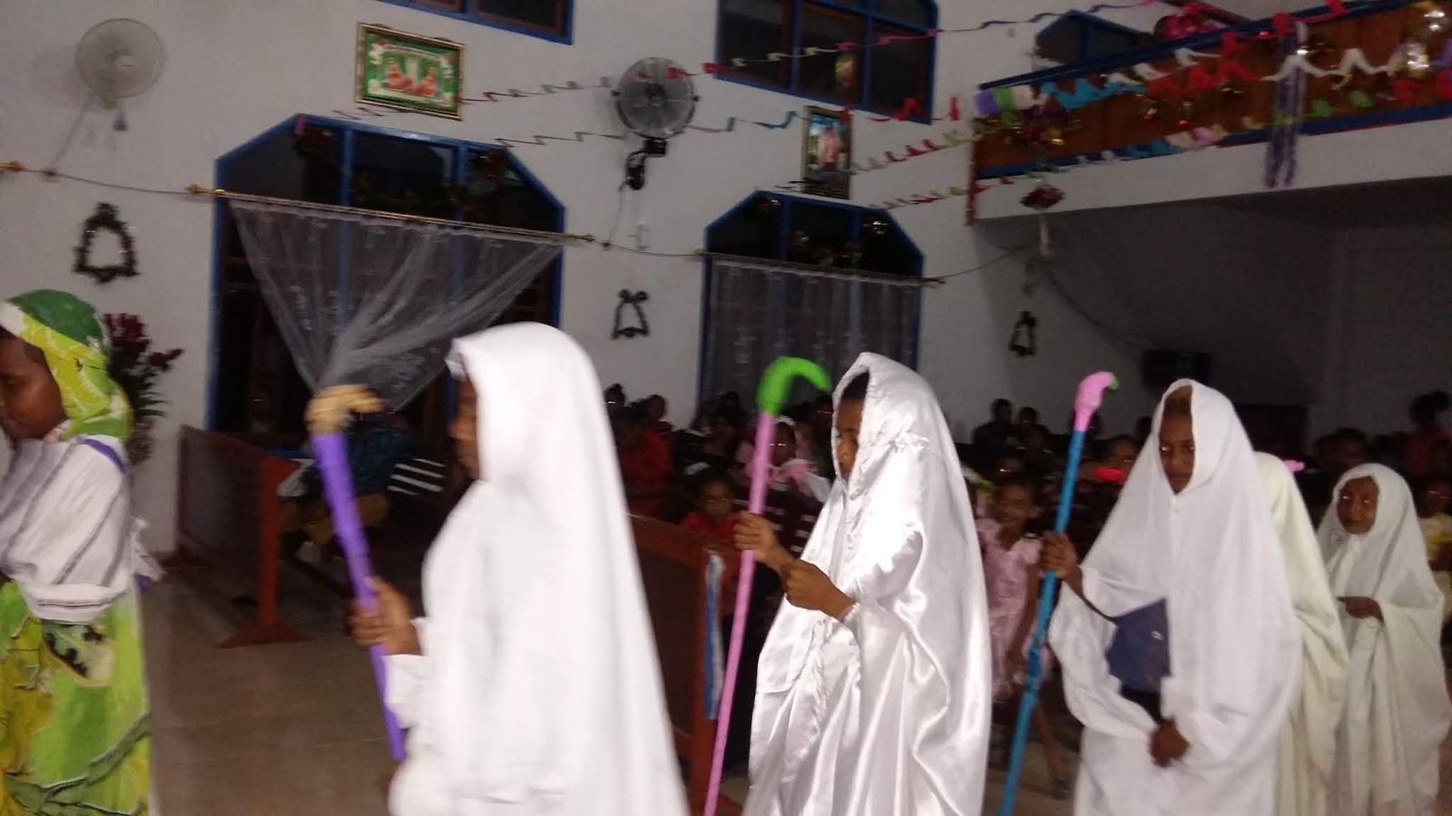 Natal Mencari Yesus Dan Persembahkan Yang Terbaik Matius 2 1 12 Dear Pelangi