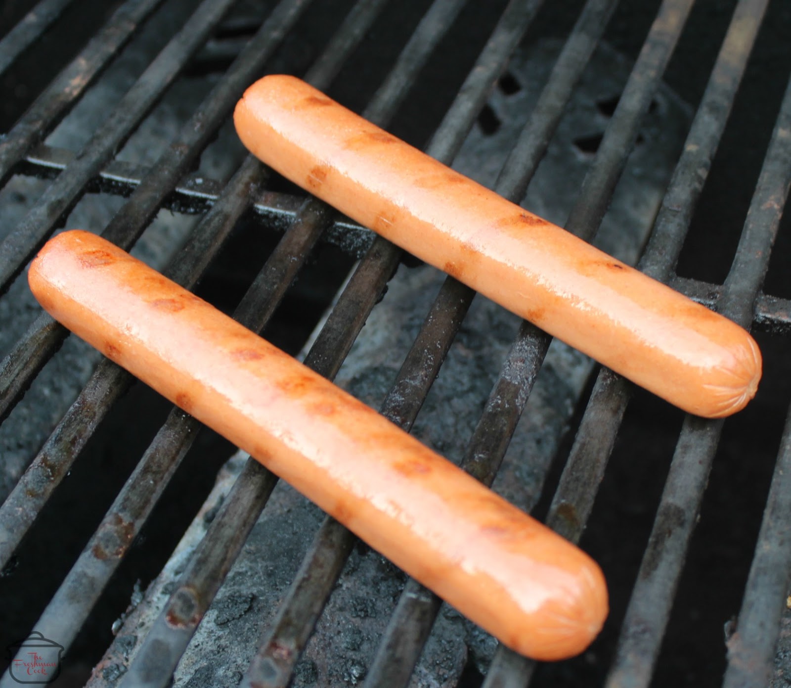 The Freshman Cook All American Hot Dog / SundaySupper