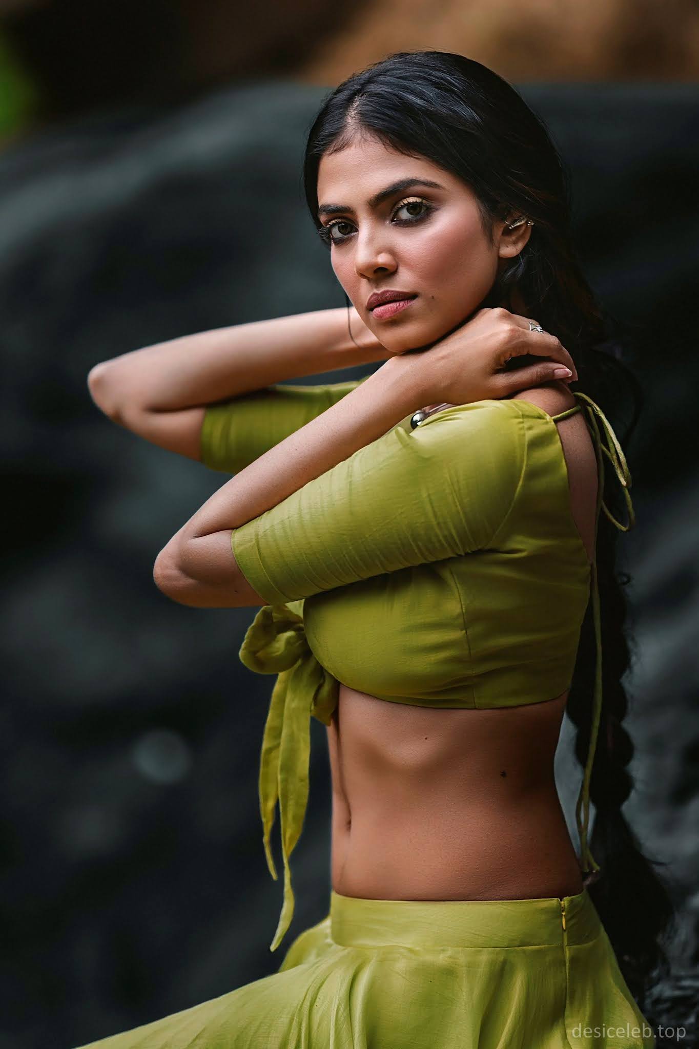 Malavika Mohanan Cleavage, Malavika Mohanan boobs new photoshoot ,Malavika Mohanan sexy pics, Malavika Mohanan deep cleavage, Malavika Mohanan tits