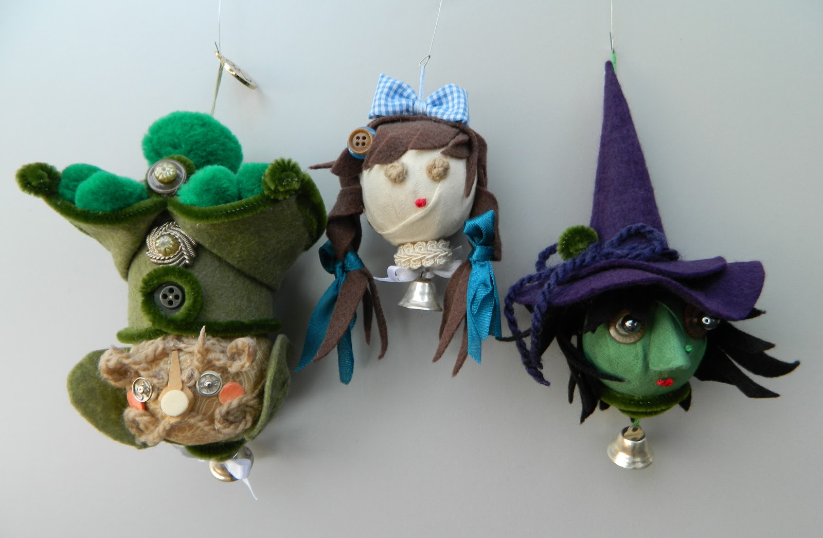 illustrations-and-sketches-ornaments-wizard-of-oz