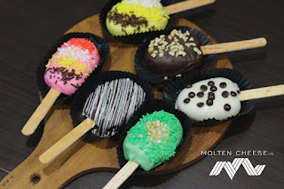 melinda-pop-cake melinda-pop-cake