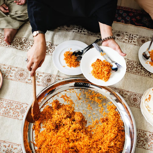 Mengoptimalkan Manfaat Berbuka Puasa Bersama Keluarga atau Teman