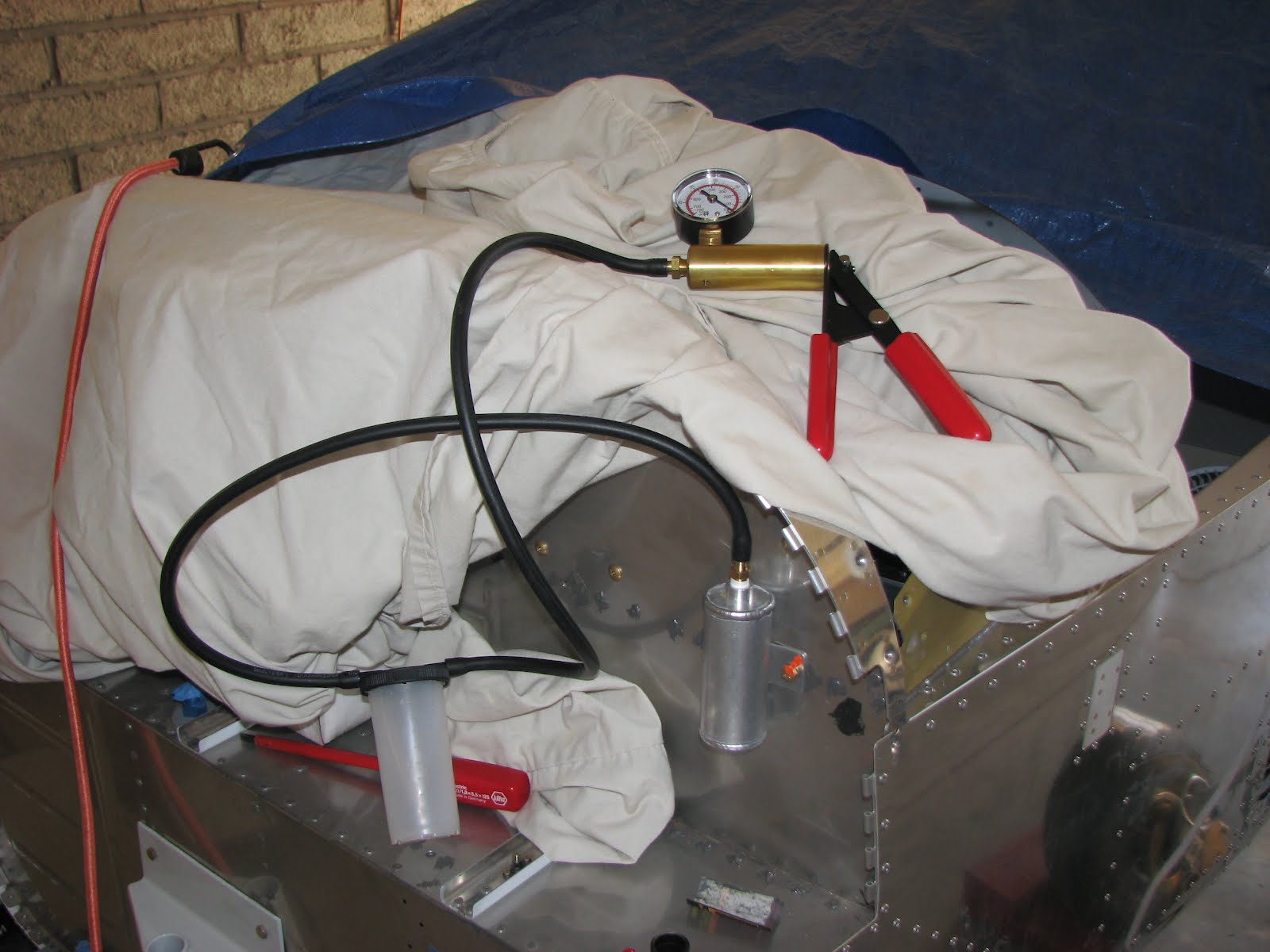 Torsten's RV12 Brake System Bled