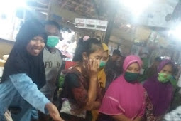 HEBOH, Ayam Potong Banting Harga di Pasar Tradisional