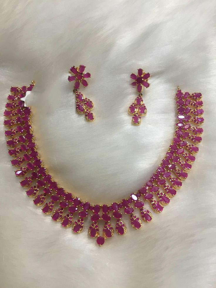 Golden ruby necklace