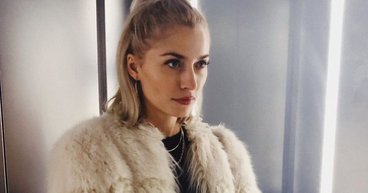 Lena Gercke – Social Media 11/22/2019 | eZineInsider.com Celebrity