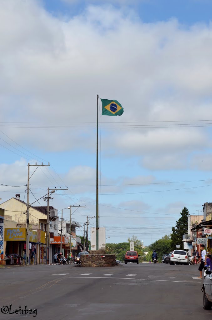 VIAGEM, TURISMO E AVENTURAS POR LUGARES