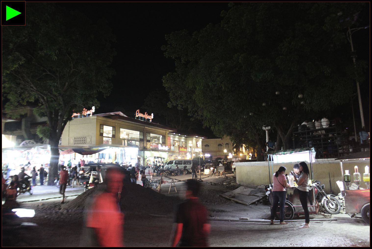 PLAZA SALCEDO, VIGAN