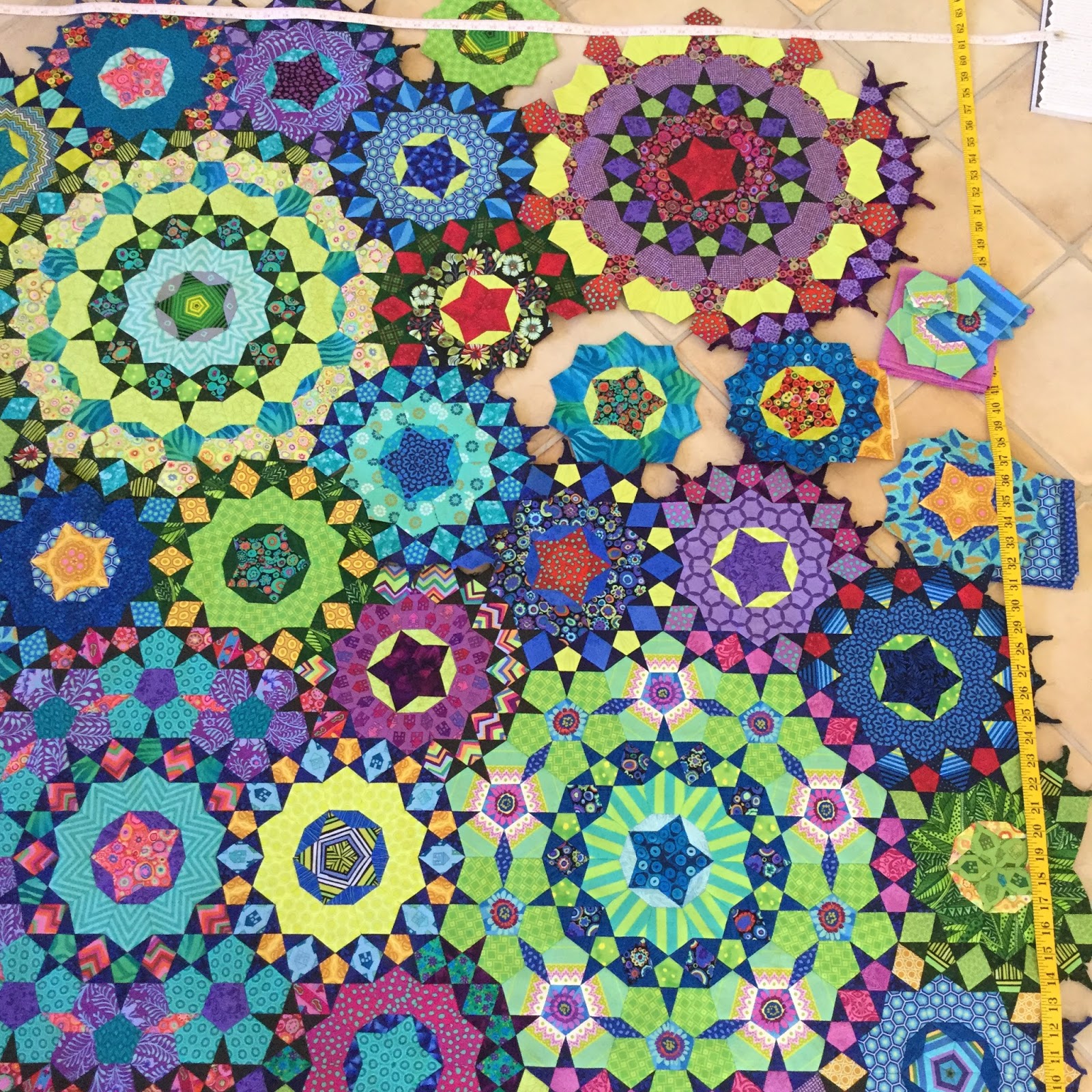 Wendy's Quilts and More la passacaglia what to do with the edges?