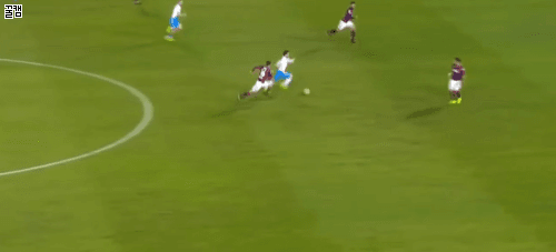 메르텐스 플레이 스타일 데이터주의.gif | 인스티즈