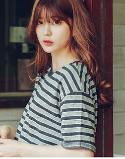 [Image: nau-que.jpg]