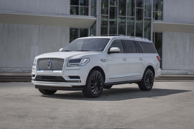 2020 Lincoln Navigator Review