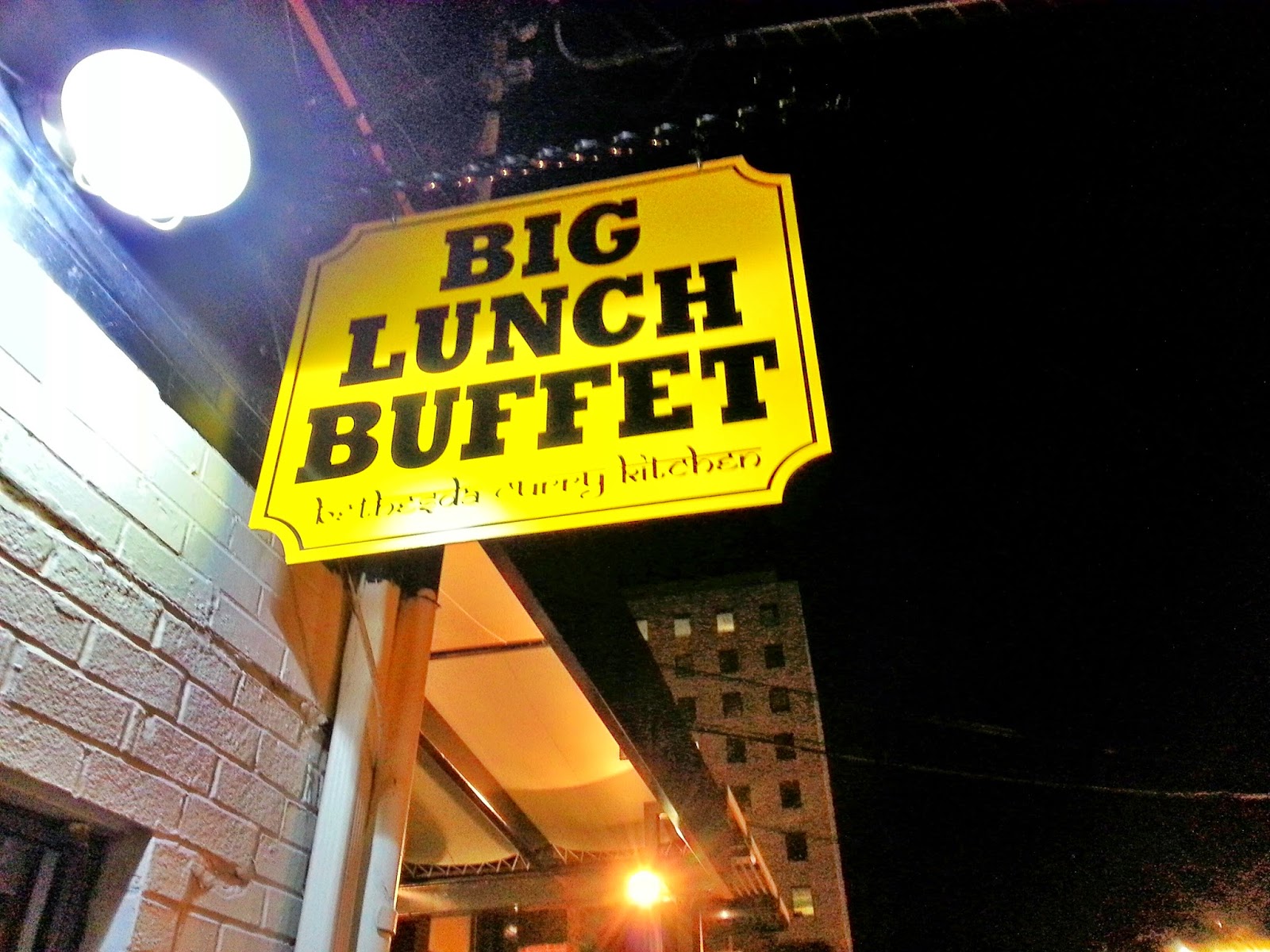 Robert Dyer Bethesda Row BETHESDA CURRY KITCHEN TOUTS BIG LUNCH