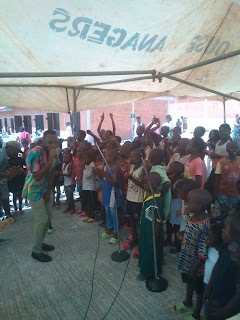 PHOTOS: BENUE GOSPEL ARTISTES MINISTRYING IN MUSIC AT THE IDP CAMP.