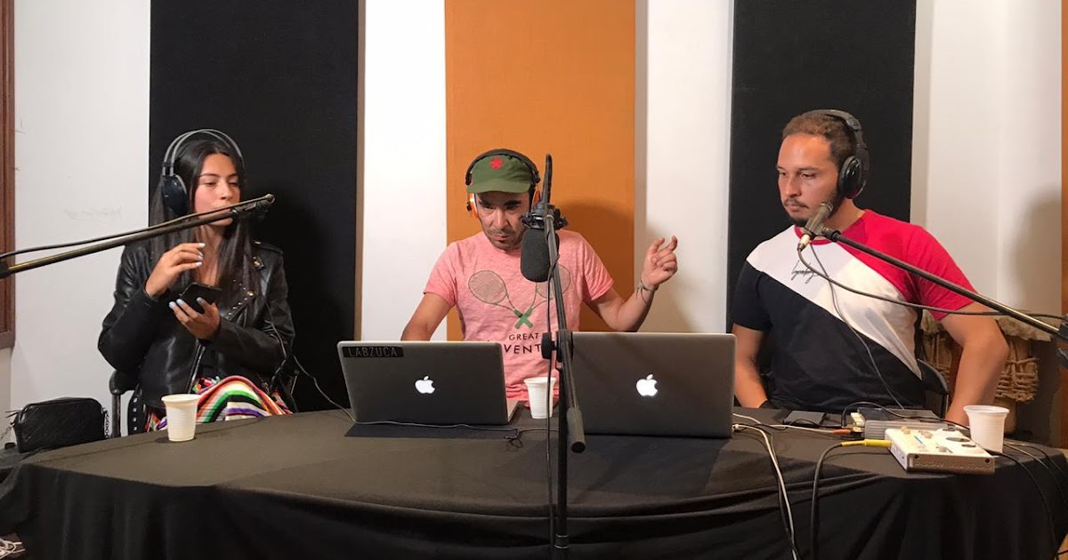 Al aire la Otra Esquina Radio, programa de radio juvenil de la