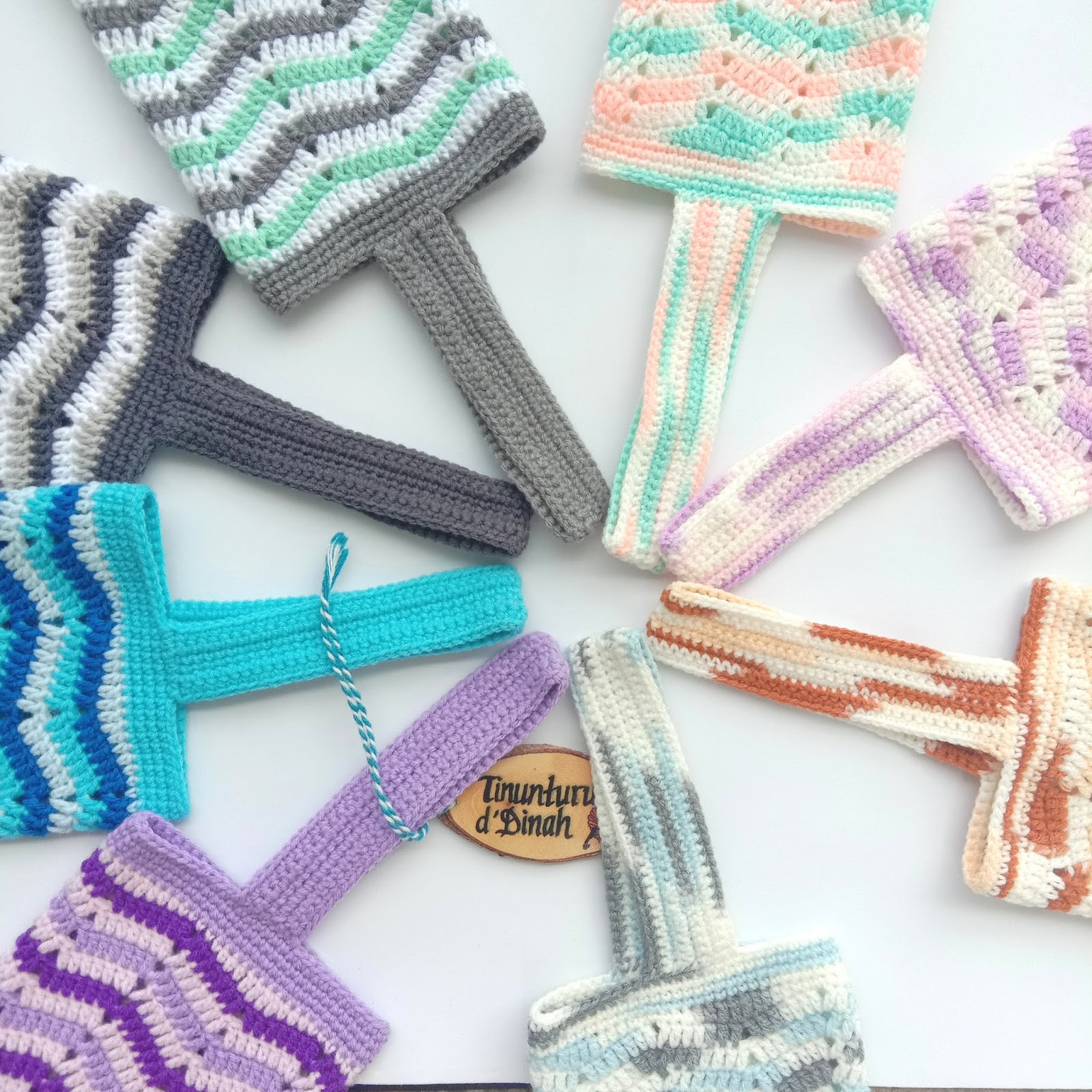 Dinah Crochet Tupperware bottle holder