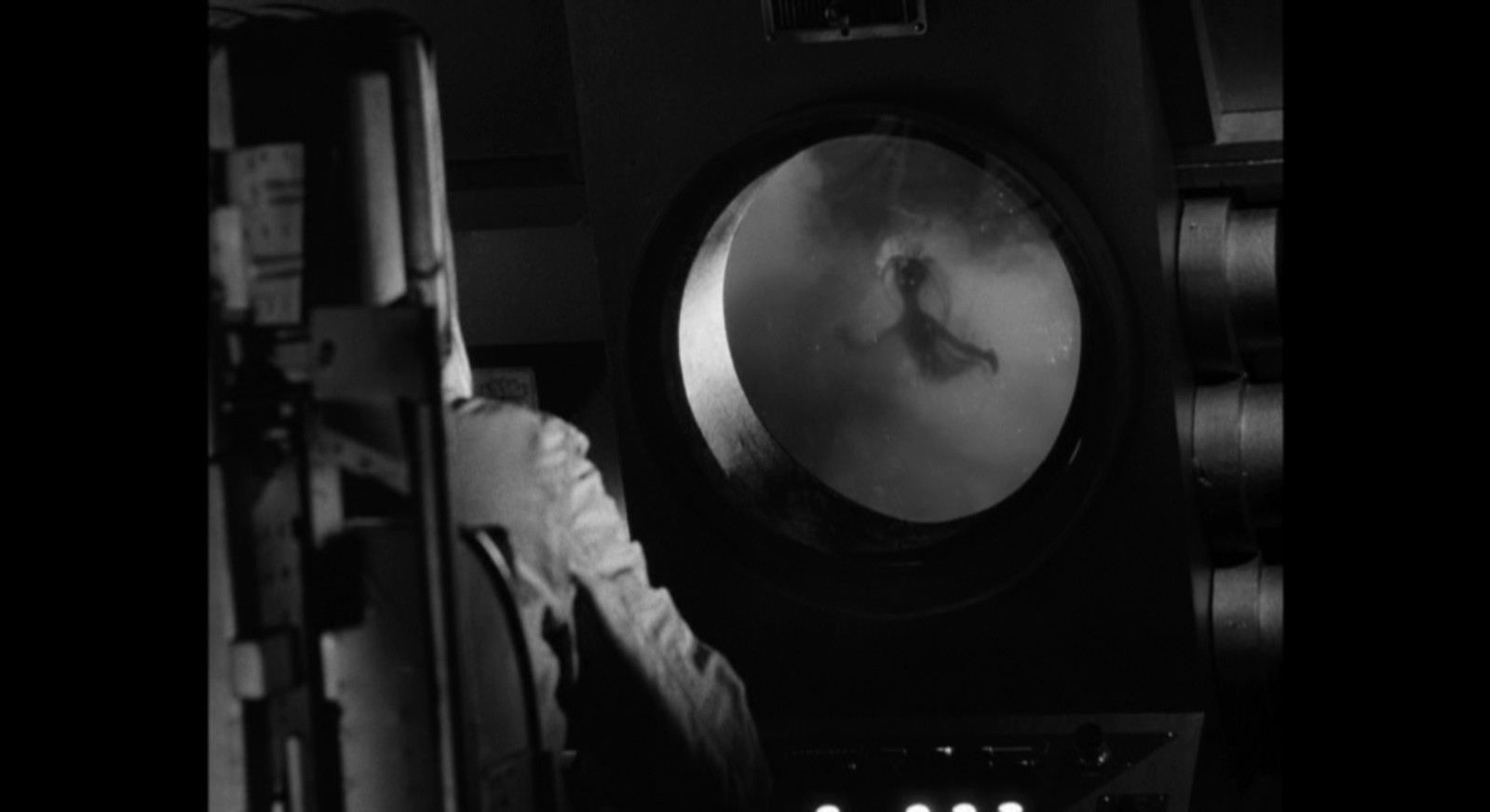The Outer Limits Cold Hands Warm Heart Realm Of Retro : THE OUTER LIMITS "Cold Hands, Warm Heart"