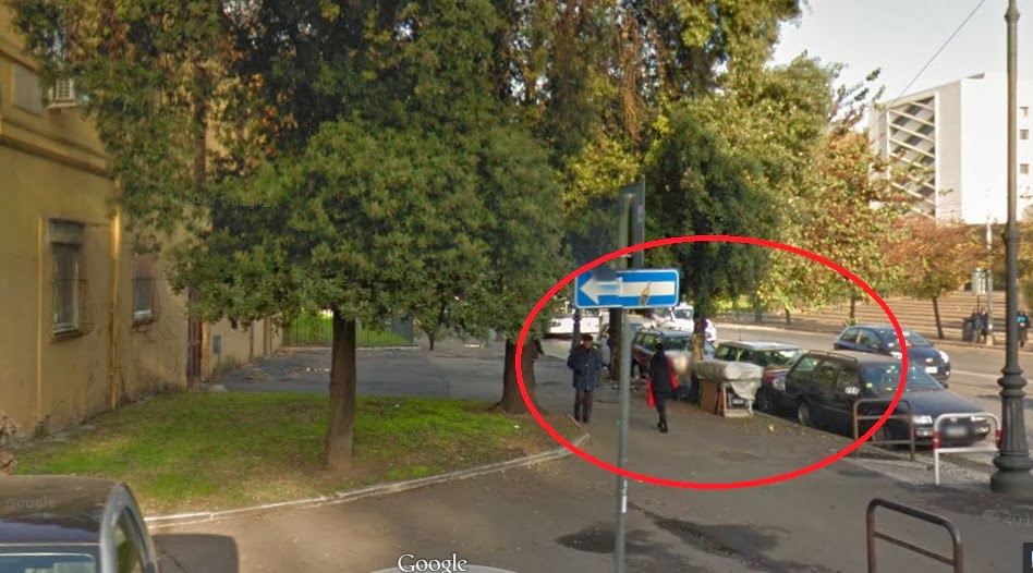 ROMA FA SCHIFO Il prezioso suolo pubblico di una capitale europea jpg (948x526)