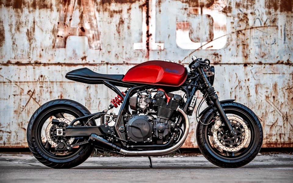 Yamaha 400 Cafe Racer