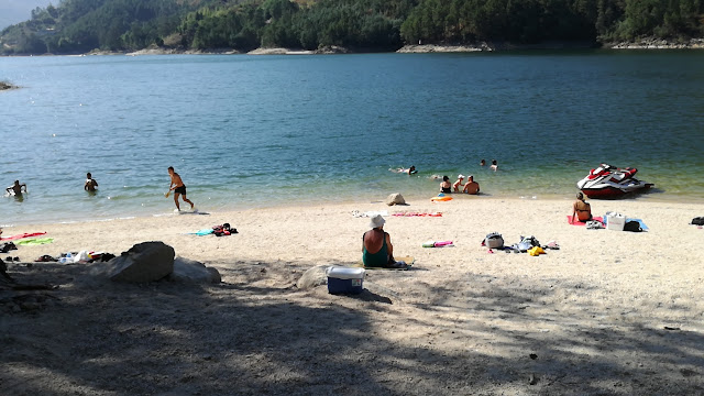 Zona Fluvial da Praia do México no Gerês Zona Fluvial da Praia do México no Gerês