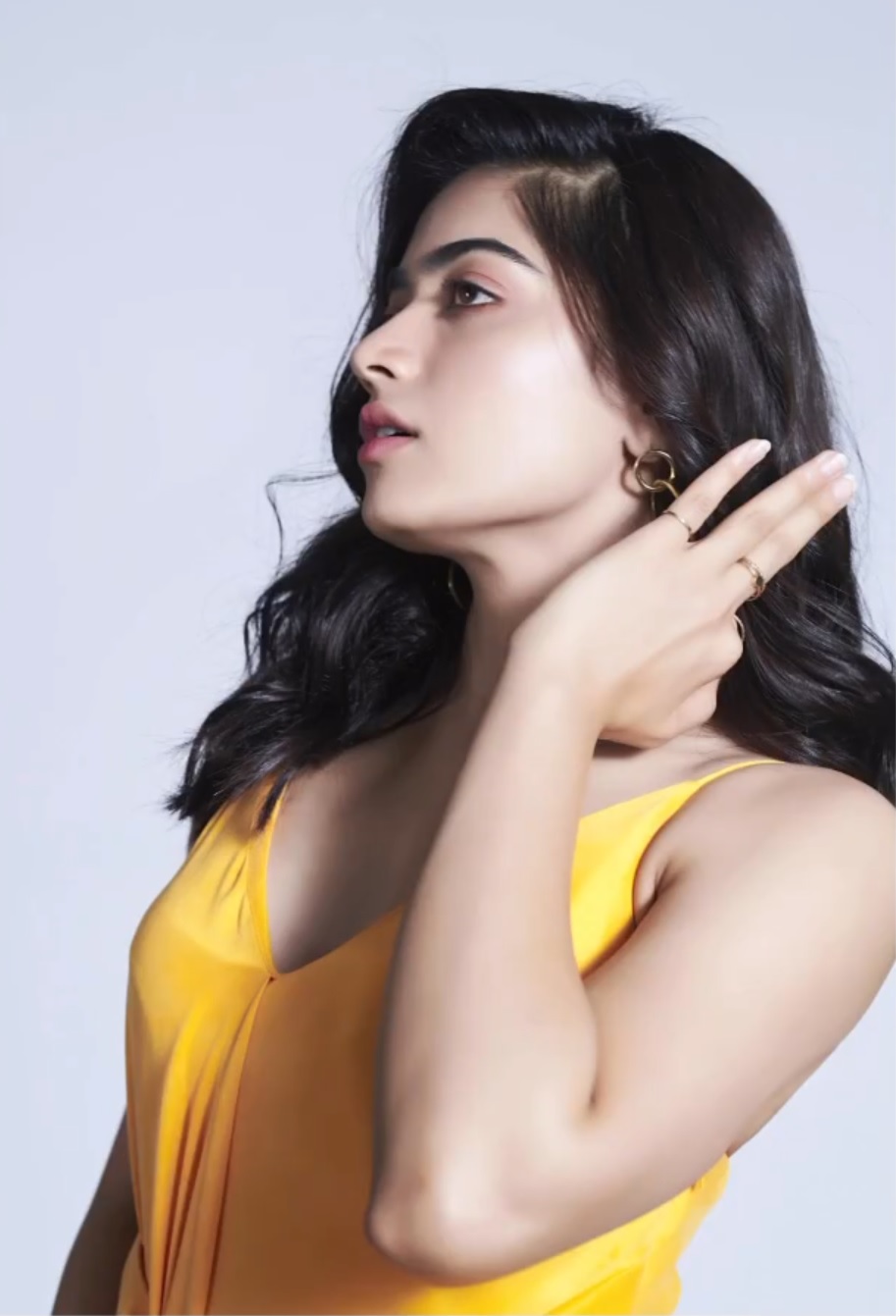 Rashmika Mandanna in Yellow with Wow Poses 2