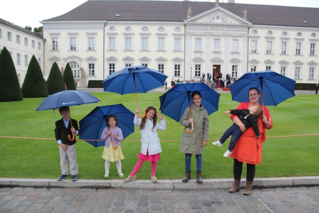 Jugendzentrum Am Zug Burgerfest Des Bundesprasidenten