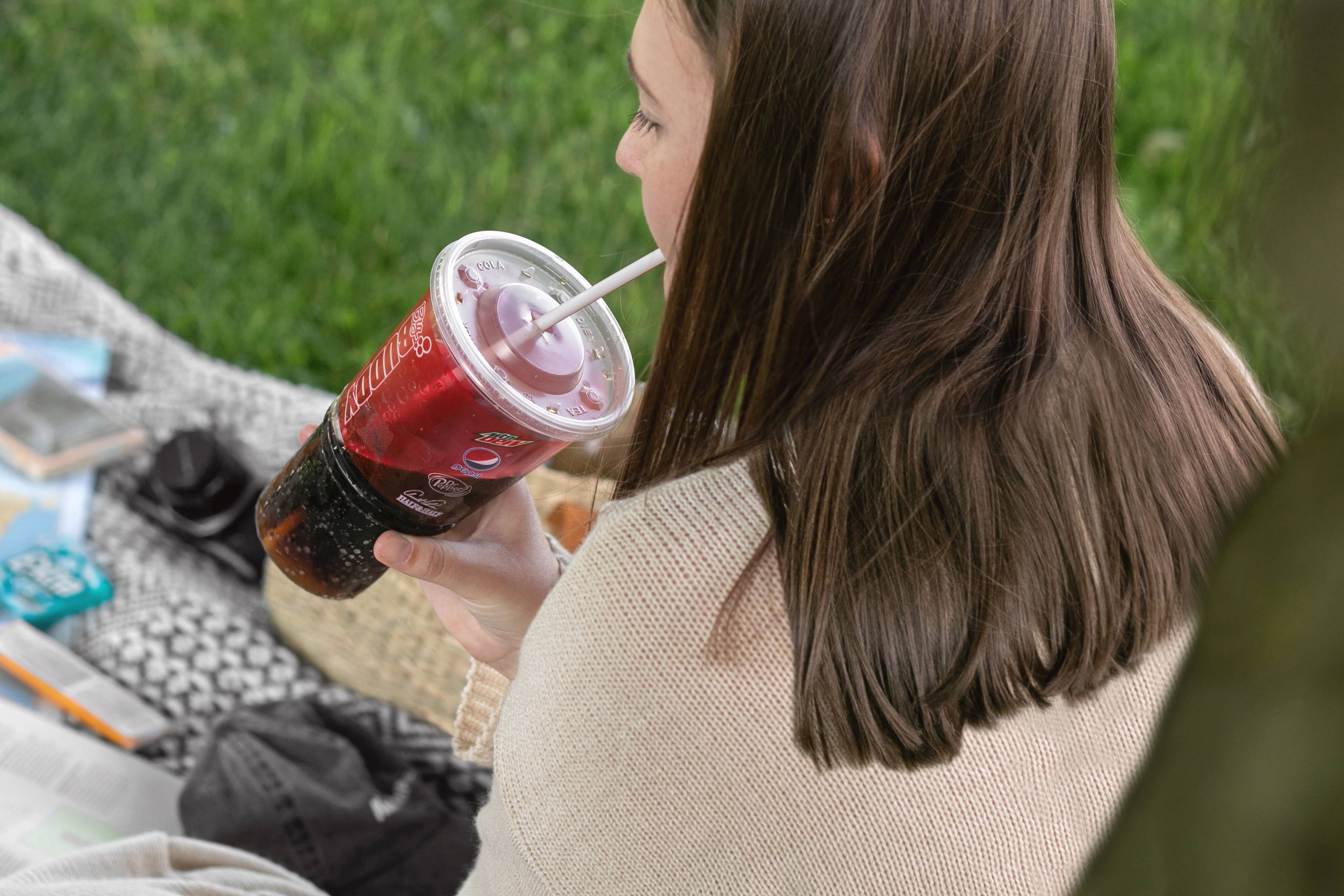 Road trip picnic, tips for the best summer roadtrip ever, Kwik Trip Wisconsin, Kwik Trip favorites, summer picnic diy Hittin' the Road This Summer with Kwik Trip
