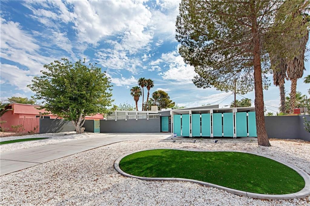 The Krisel Connection Butterfly Roofed Paradise Palms Palmer Krisel Home For Sale Las Vegas Nv