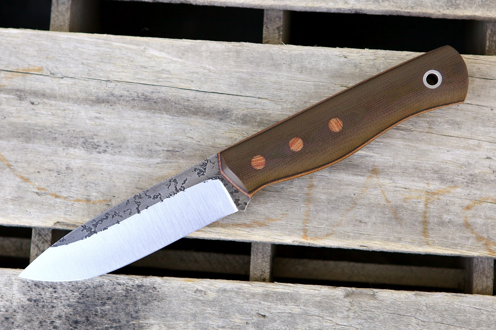 J. Oeser Knives: Some random knife pics.