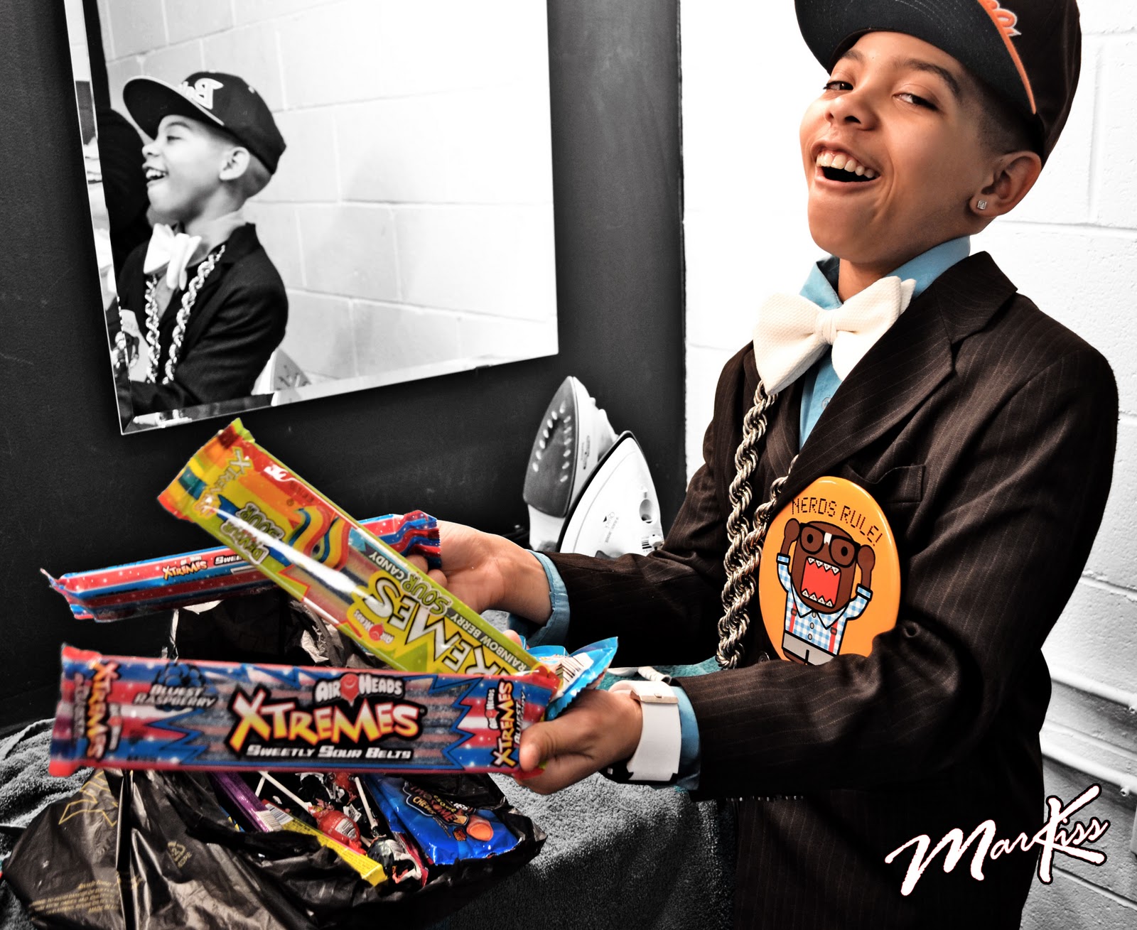 YNT Magazine Key Swag Poof