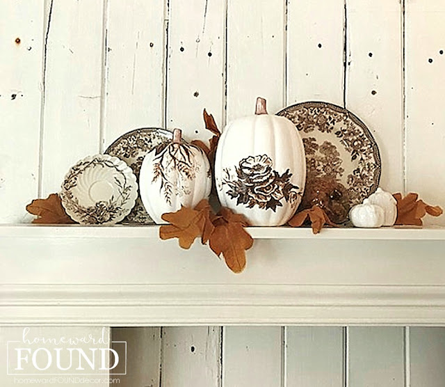 fall, fall decorating, fall decor, pumpkins, pumpkin decor, pumpkin decorating, painted pumpkins,  home decor, decorating, autumn decor, thanksgiving decor, thanksgiving, october decor, november decor, chinoiserie painted pumpkins, toile painted pumpkins, blue and white painted pumpkins, brown toile, neutral home decor, fall leaves, painting