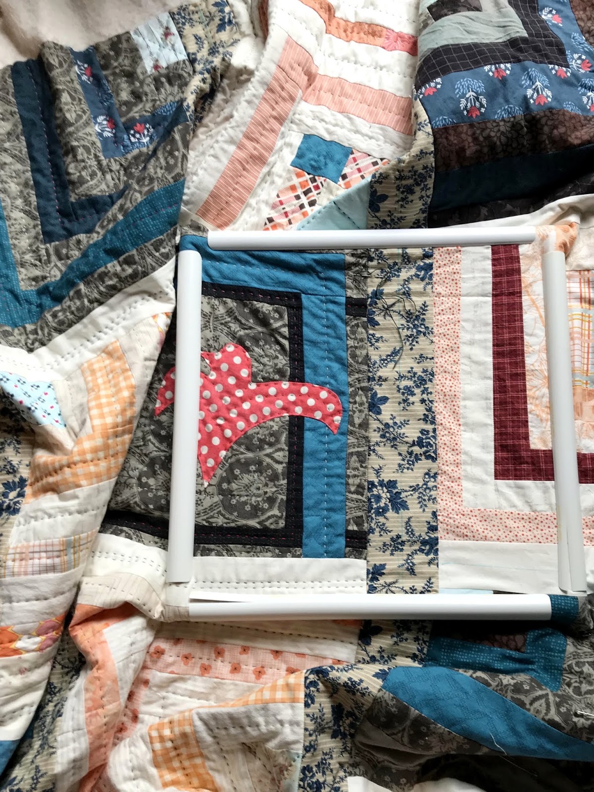Quilty Folk: Quarter Log Cabin Quilts Coming and Going