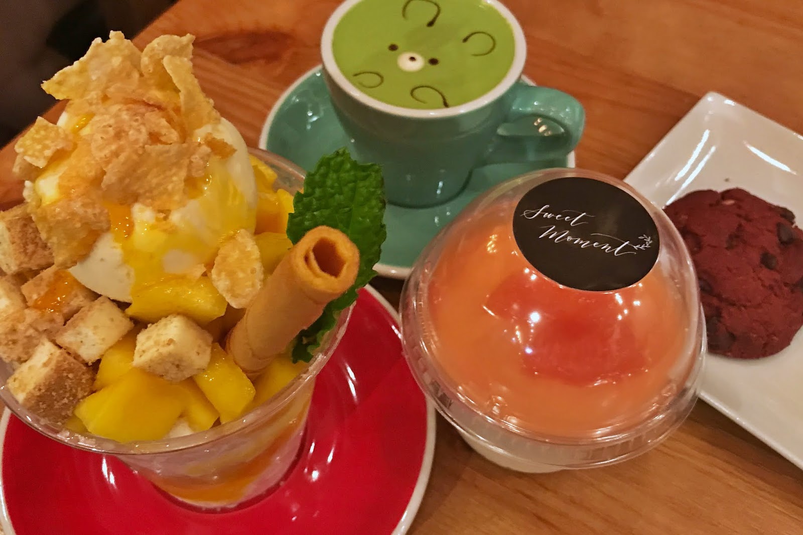 [NYC Chinatown] Sweet Moment Cup Bingsu, Cute Latte Art, and More