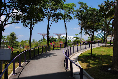 Wejście do ogrodu Gardens By The Bay