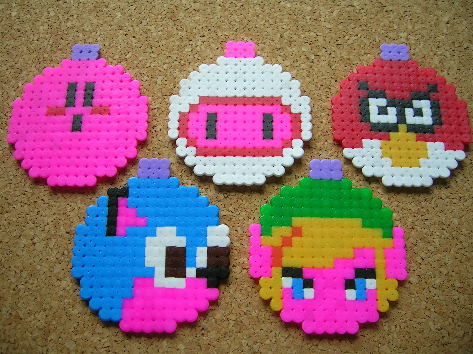 Cachivaches Artesanos: Bolas de Navidad de Videojuegos: Kirby, Bomberman,  Angry Birds, Sonic y Zelda