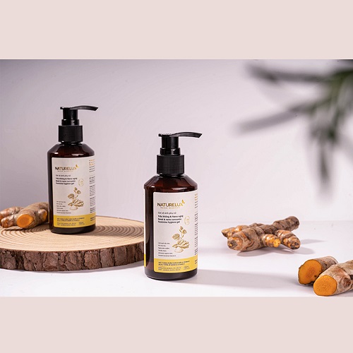Gel vệ sinh phụ nữ trầu không và nano nghệ Naturelux 150ml Gel vệ sinh phụ nữ trầu không và nano nghệ Naturelux 150ml