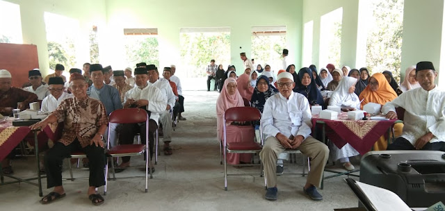 KodimKaranganyar - Babinsa Mojogedang Hadiri Pertemuan IPHI Rutin Jum'at Legi di Gedung IPHI Kecamatan Mojogedang