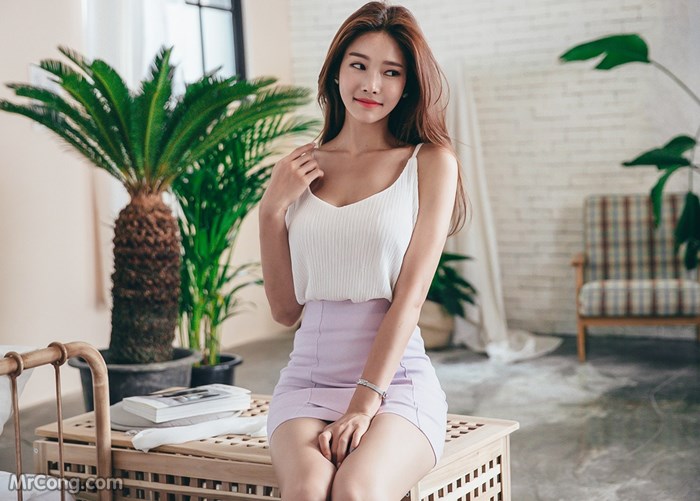 Beautiful Park Jung Yoon in fashion photoshoot in June 2017 (496 photos) photo 18-1