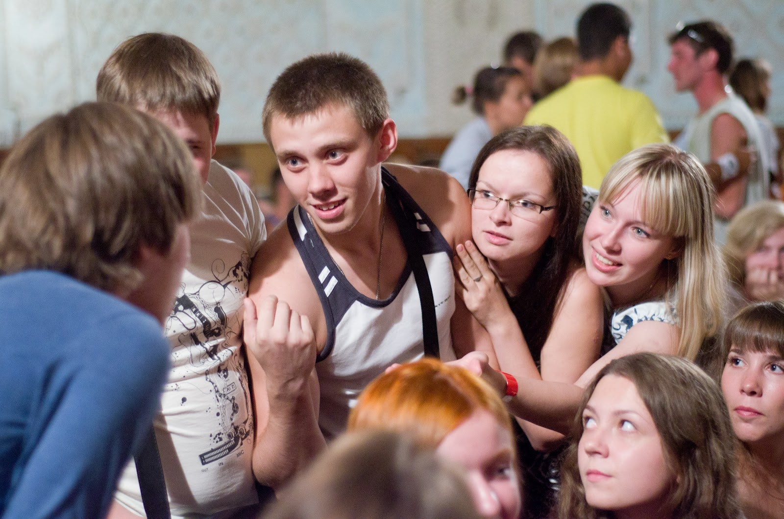 Встреча студентов свинг. Образовательный центр космос. Студенческие встречи в Новосибирске. Молодежный центр космос. Молодежный образовательный центр